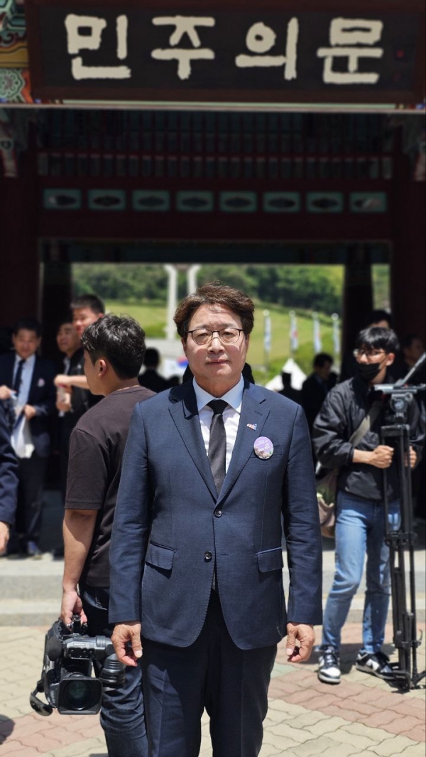 더불어민주당 염태영 수원무 국회의원 당선인.
