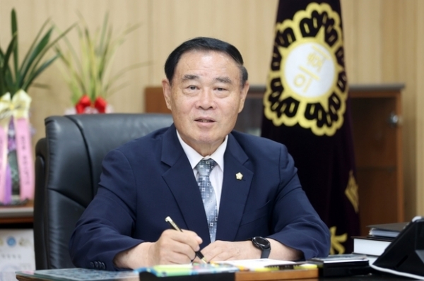 ▲ 이재식 수원특례시의회 의장 신년사