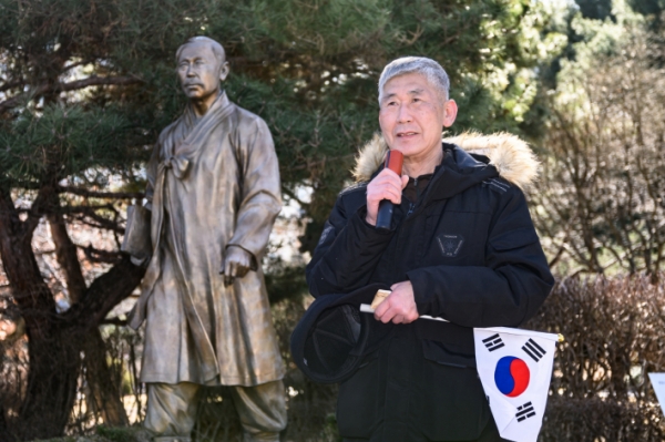 ▲ 지난 2024년 3월 3·1운동 105주년 기념식에서 임면수 선생의 후손 임병무씨가 인사말을 하고 있다.