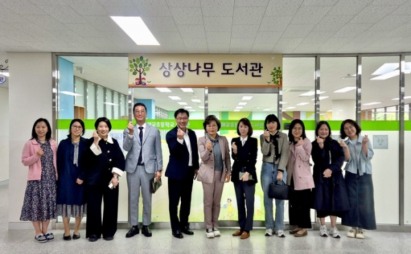 ▲ 매교초 상상나무 도서관 개관식 © 굿 뉴스통신