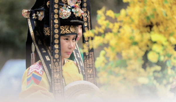 ▲ 꽃대신당 이화정 만신 – 이미지 제공 분양7번가