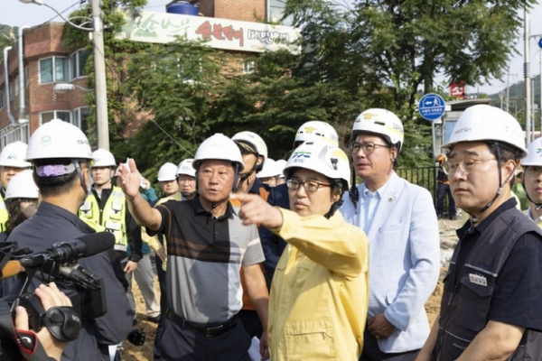 ▲ 김동연 지사, 풍수해 대비 광명 신안산선 복구 현장 방문